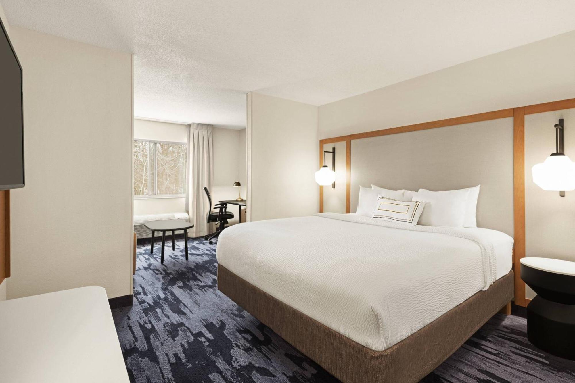 Hotel Fairfield Niles
